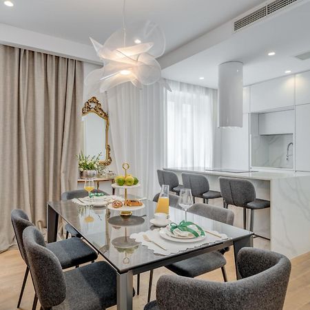 Top Location! Spacious Lux Apartment -5 Min From Beach & Centre Split Bagian luar foto