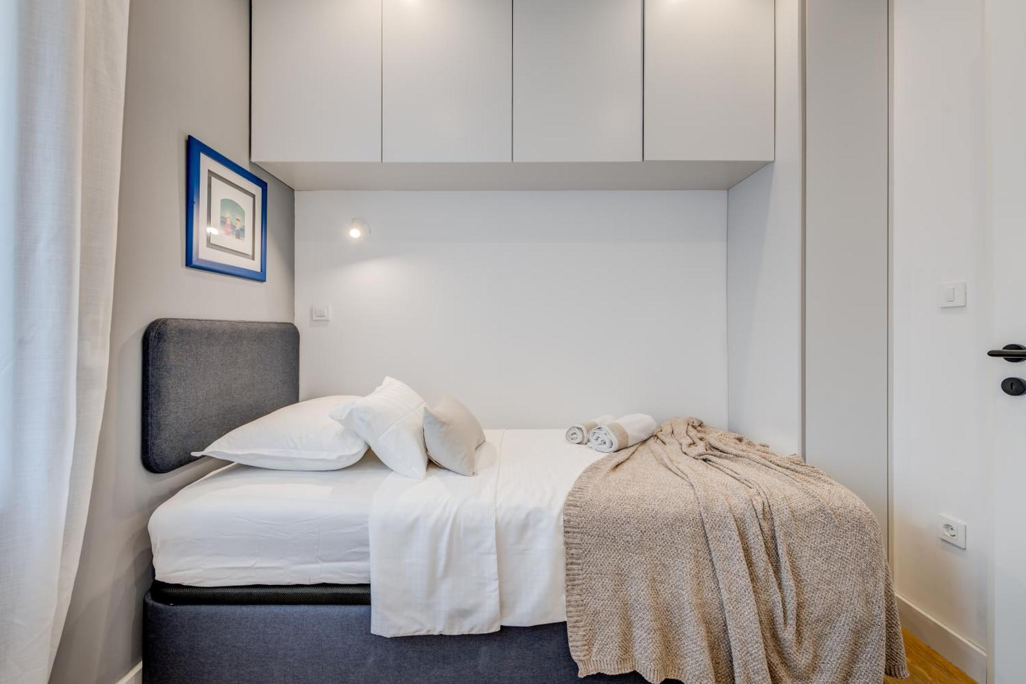 Top Location! Spacious Lux Apartment -5 Min From Beach & Centre Split Bagian luar foto