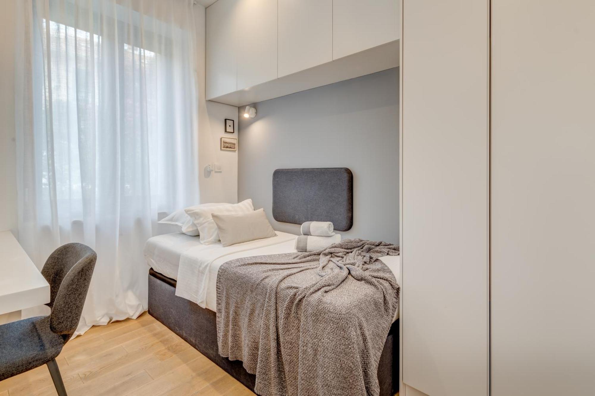 Top Location! Spacious Lux Apartment -5 Min From Beach & Centre Split Bagian luar foto