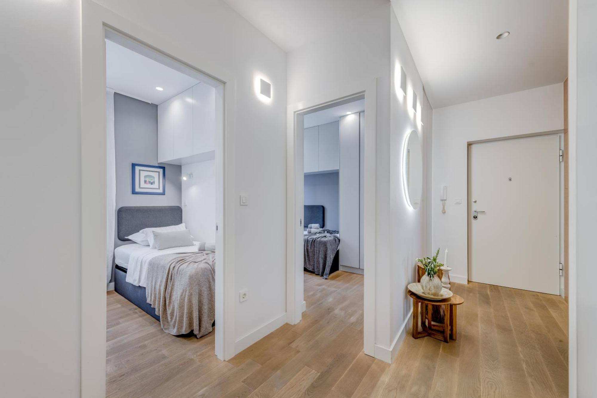 Top Location! Spacious Lux Apartment -5 Min From Beach & Centre Split Bagian luar foto